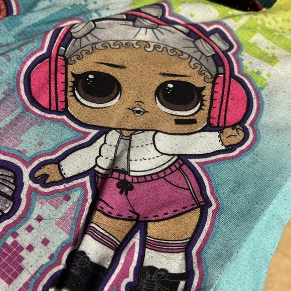 Selling pjs only for 20 dollars - Picture 4 of 5